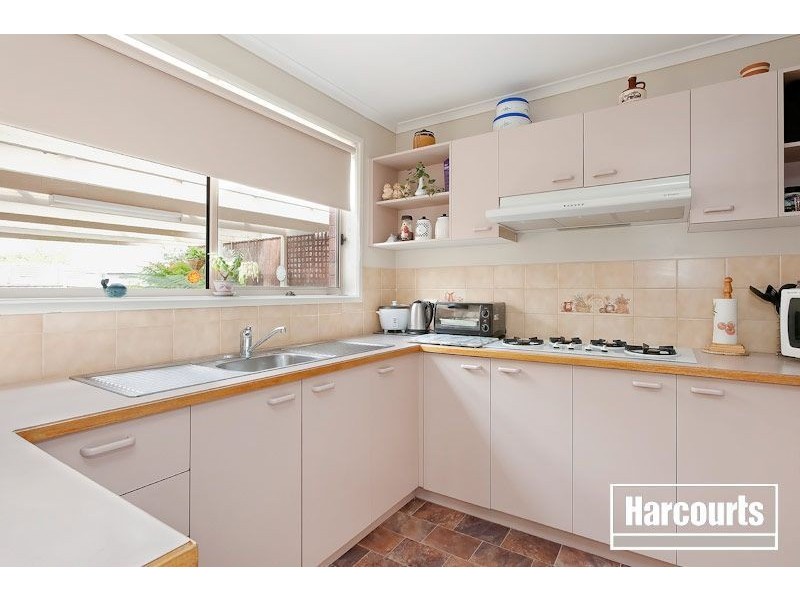 8 Hamilton, Cranbourne North VIC 3977