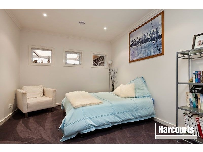 152 Berwick Springs Promenade, Narre Warren South VIC 3805