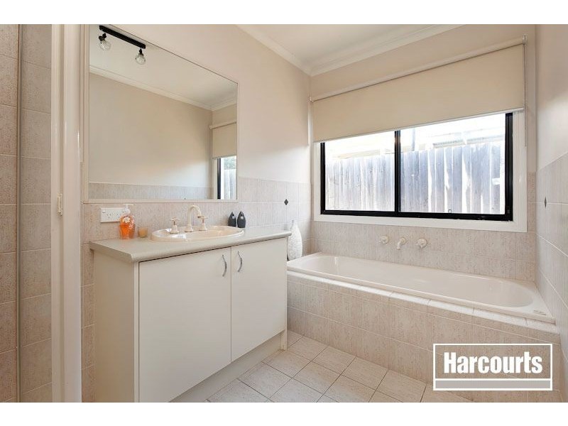 61 Wood Road, Narre Warren South VIC 3805