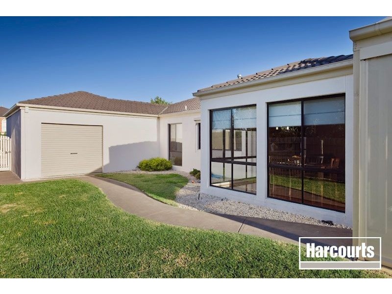 61 Wood Road, Narre Warren South VIC 3805