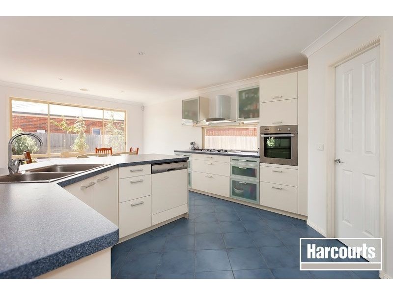 54 Parkwood Avenue, Narre Warren South VIC 3805