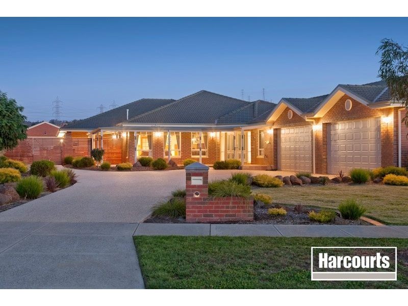 10 Rose Garden Court, Narre Warren North VIC 3804