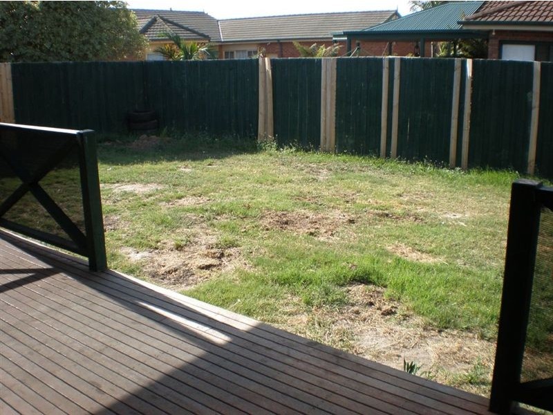 4 Hedgerow Court, Narre Warren South VIC 3805