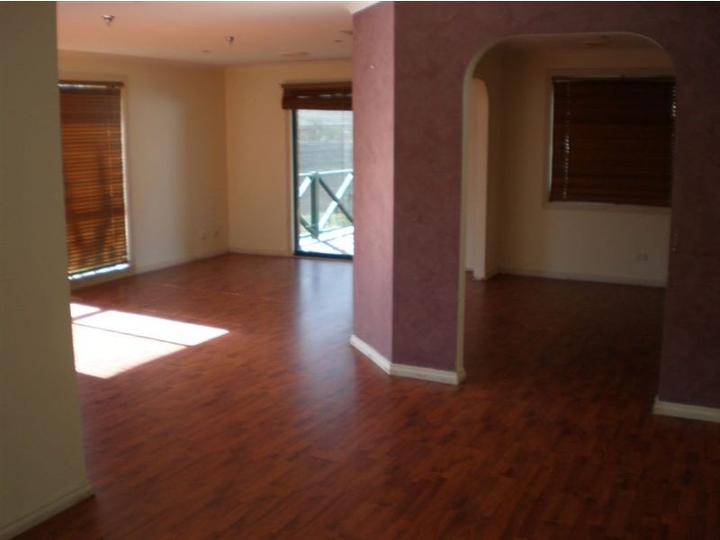 4 Hedgerow Court, Narre Warren South VIC 3805