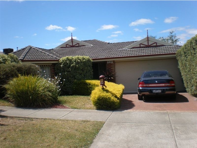 34 The Promenade, Narre Warren South VIC 3805