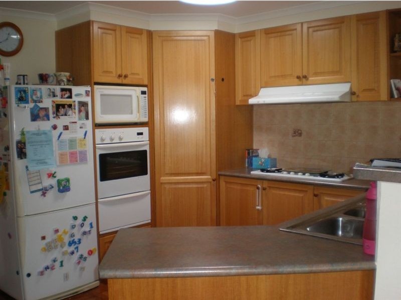 34 The Promenade, Narre Warren South VIC 3805