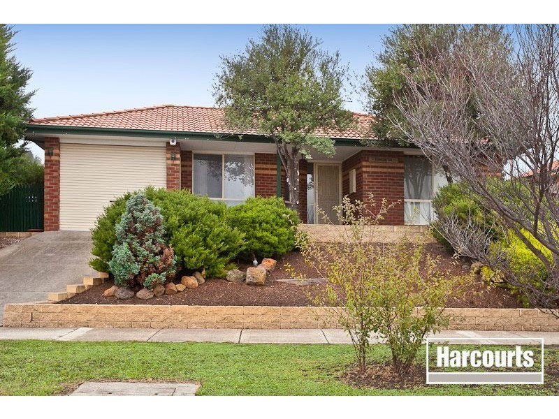 71 Bemersyde Drive, Berwick VIC 3806