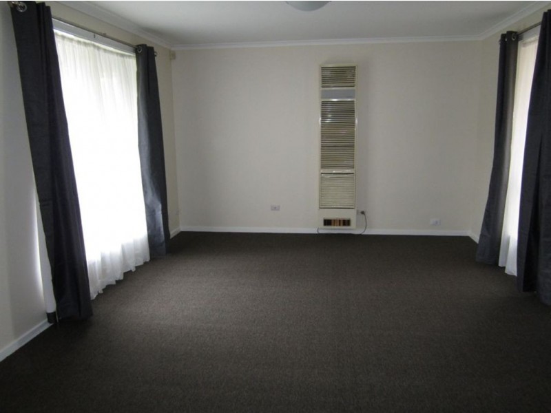 74 Willora Crescent, Cranbourne VIC 3977