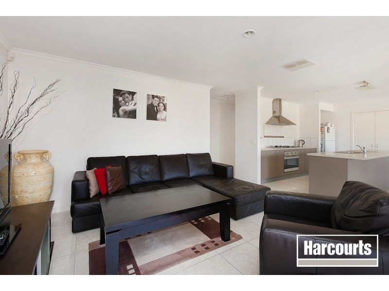 15 Magnolia Drive, Narre Warren South VIC 3805