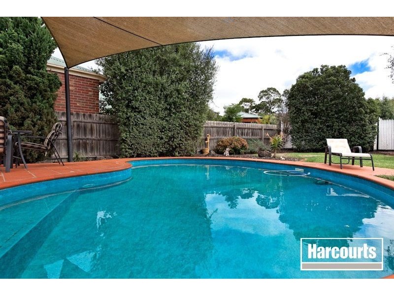 17 Hillrise Close, Narre Warren South VIC 3805