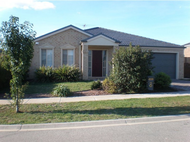 15 Honey Eater Grove, Narre Warren VIC 3805