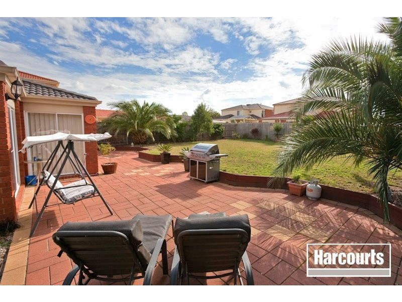 10 Bancroft Avenue, Narre Warren South VIC 3805