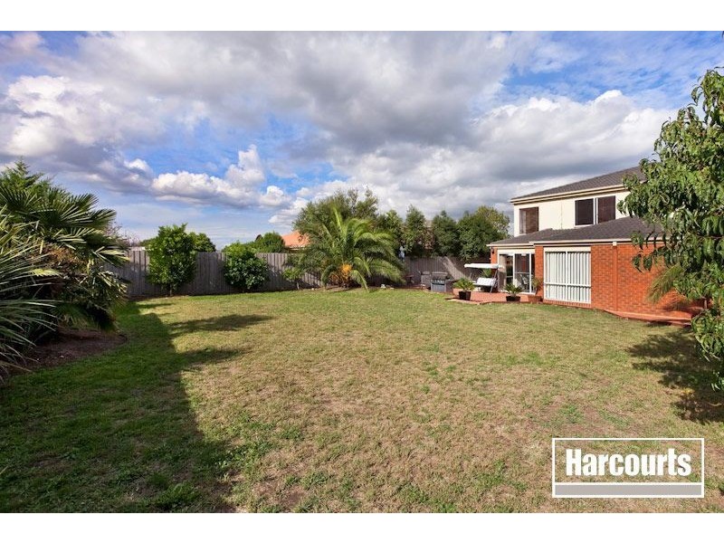 10 Bancroft Avenue, Narre Warren South VIC 3805