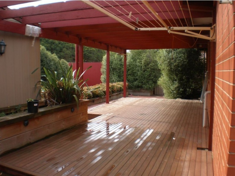 1 Sweetgum Avenue, Narre Warren VIC 3805