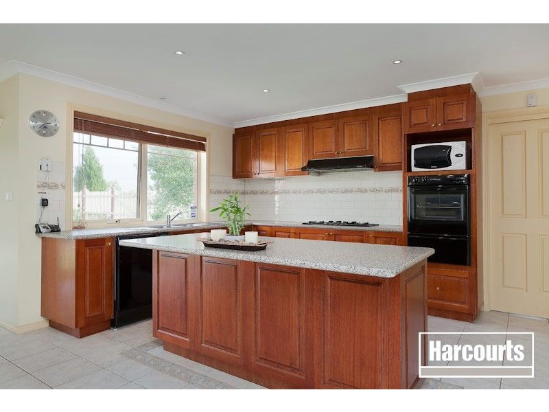 45 Langbourne Drive, Narre Warren South VIC 3805