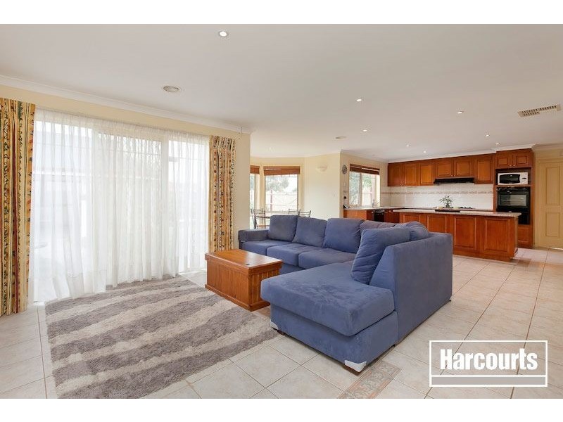 45 Langbourne Drive, Narre Warren South VIC 3805