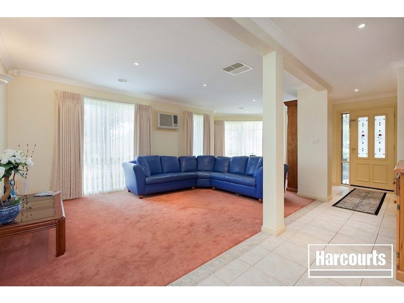 45 Langbourne Drive, Narre Warren South VIC 3805