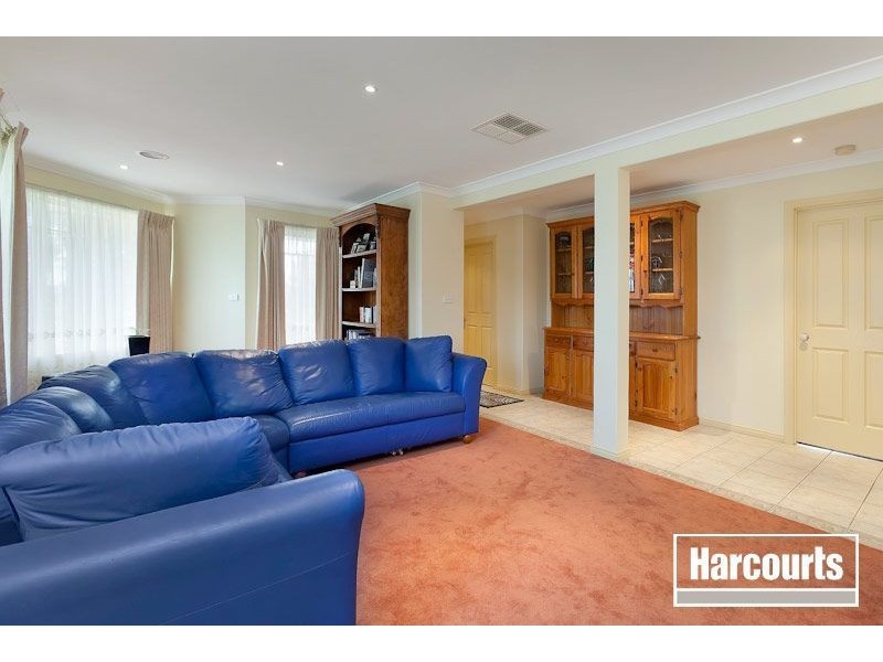 45 Langbourne Drive, Narre Warren South VIC 3805