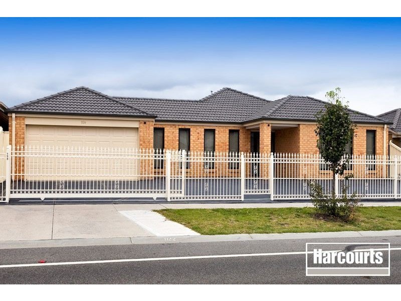 158 Rosebank Drive, Cranbourne North VIC 3977