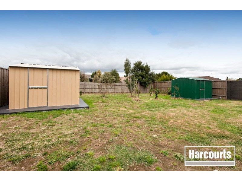158 Rosebank Drive, Cranbourne North VIC 3977