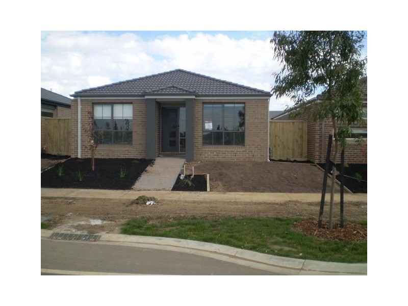 Lot 616 Bushranger Boulevard, Cranbourne East VIC 3977