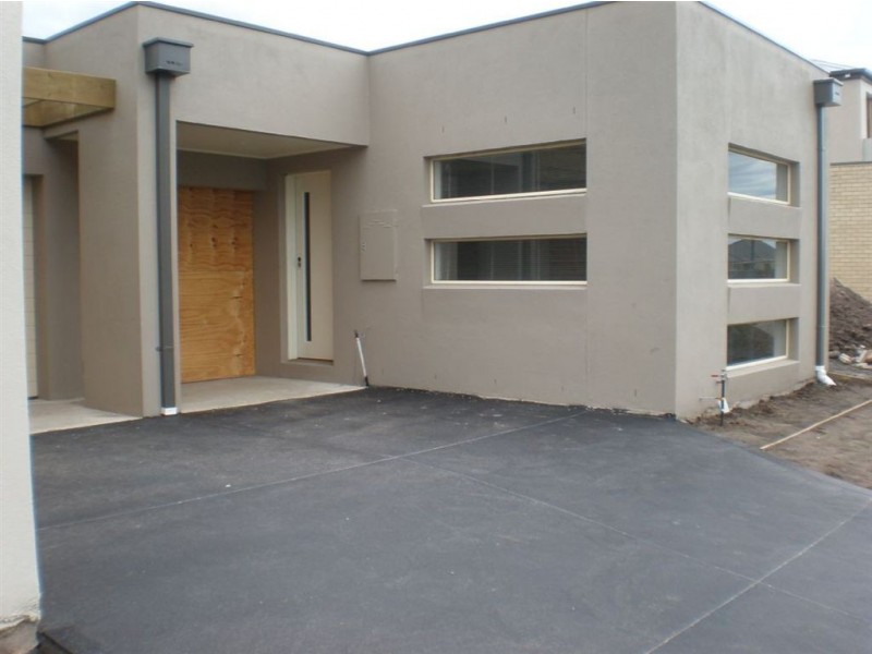 Lot 32 Edgeware Close, Pakenham VIC 3810