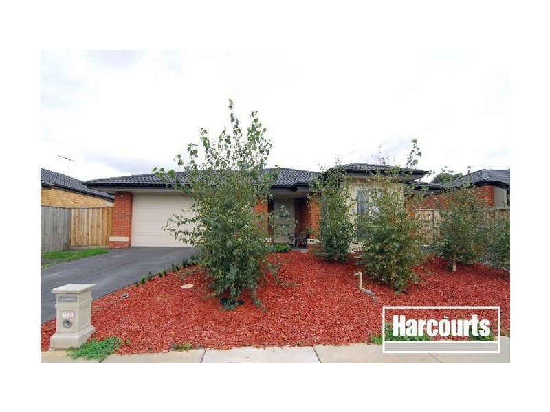 128 Rosebank Drive, Cranbourne North VIC 3977