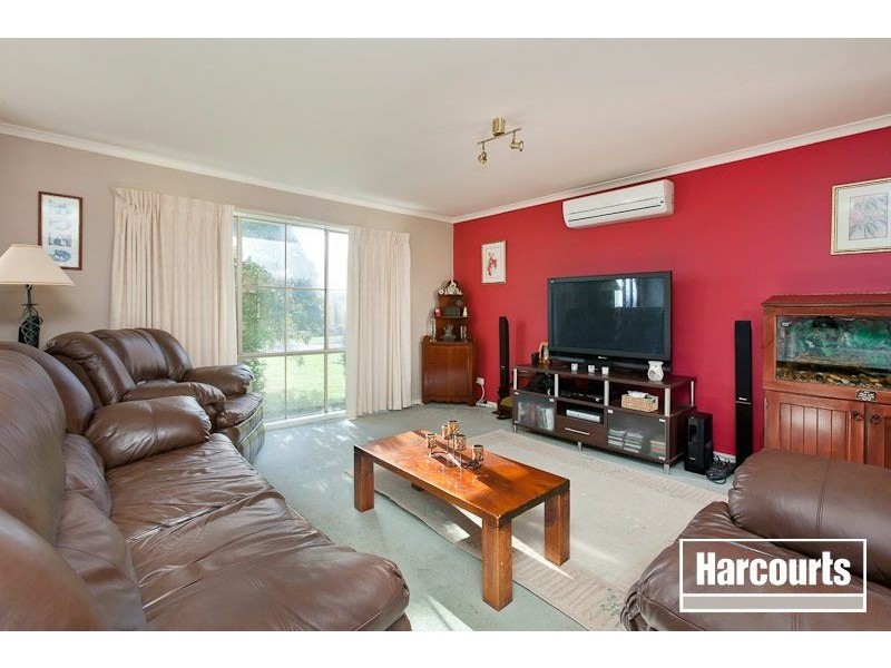 8 William Clarke Wynd, Narre Warren South VIC 3805