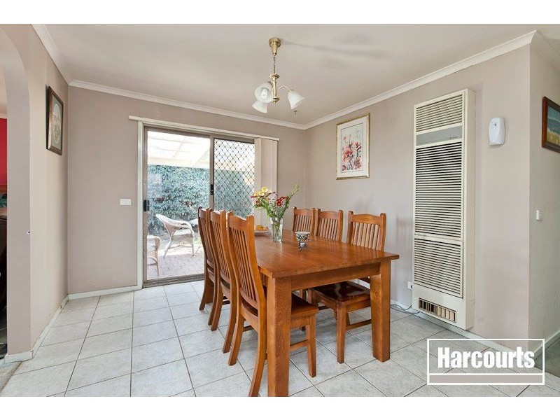 8 William Clarke Wynd, Narre Warren South VIC 3805