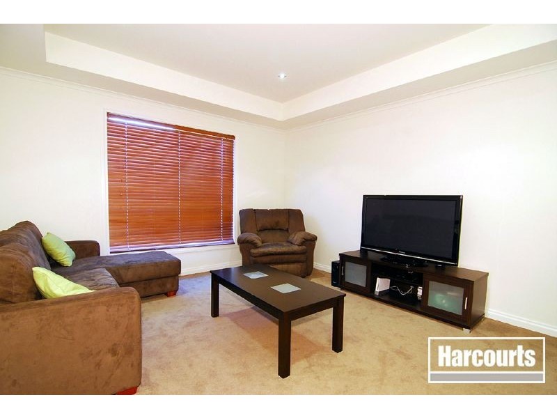 39 Cochrane Street, Cranbourne VIC 3977
