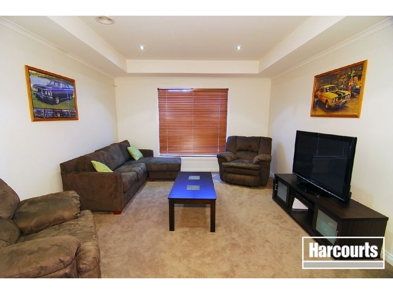39 Cochrane Street, Cranbourne VIC 3977