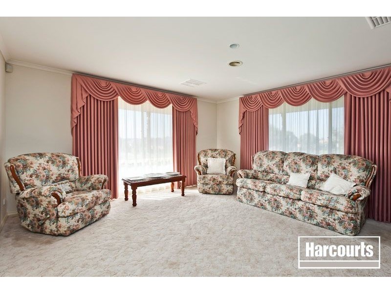 67 The Promenade, Narre Warren South VIC 3805