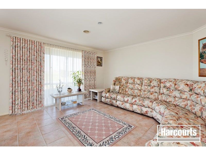 67 The Promenade, Narre Warren South VIC 3805
