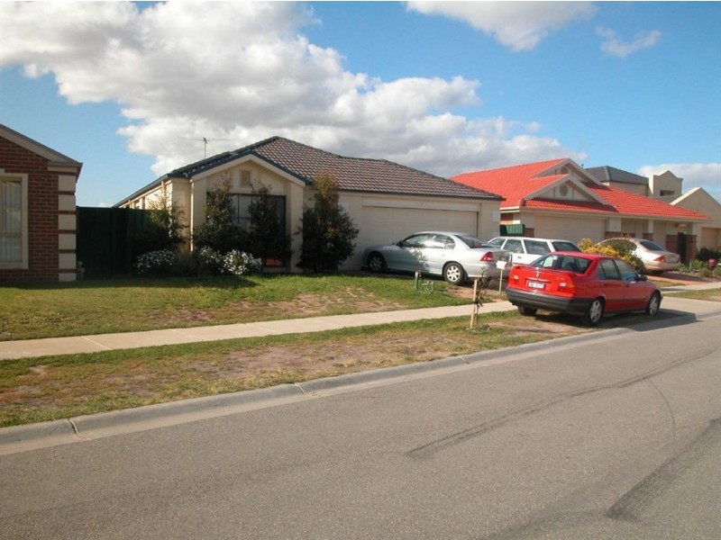 6 Croxley Place, Narre Warren South VIC 3805