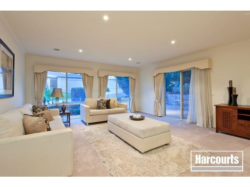 2 Daffodil Court, Endeavour Hills VIC 3802