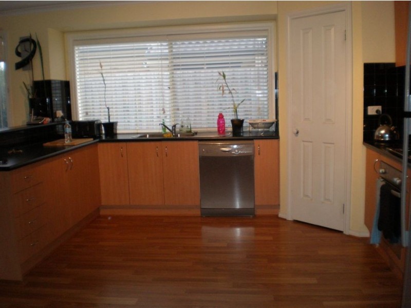 14 Oliver Court, Narre Warren South VIC 3805