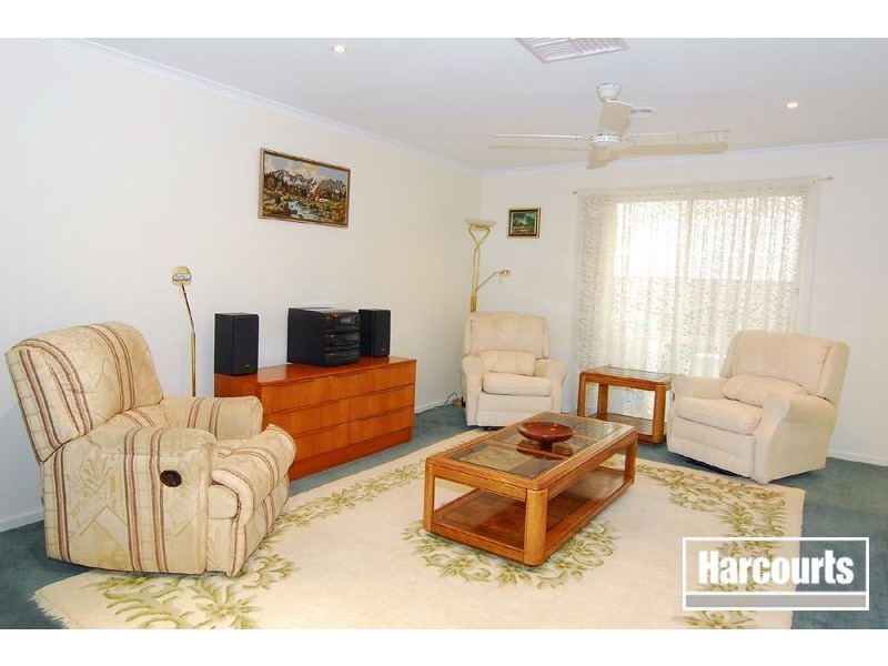 37 Blake Street, Berwick VIC 3806