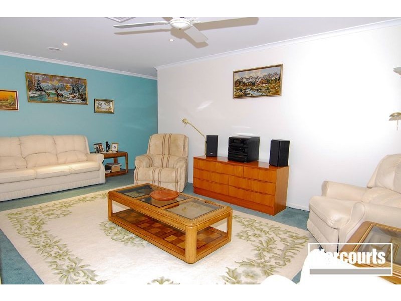 37 Blake Street, Berwick VIC 3806