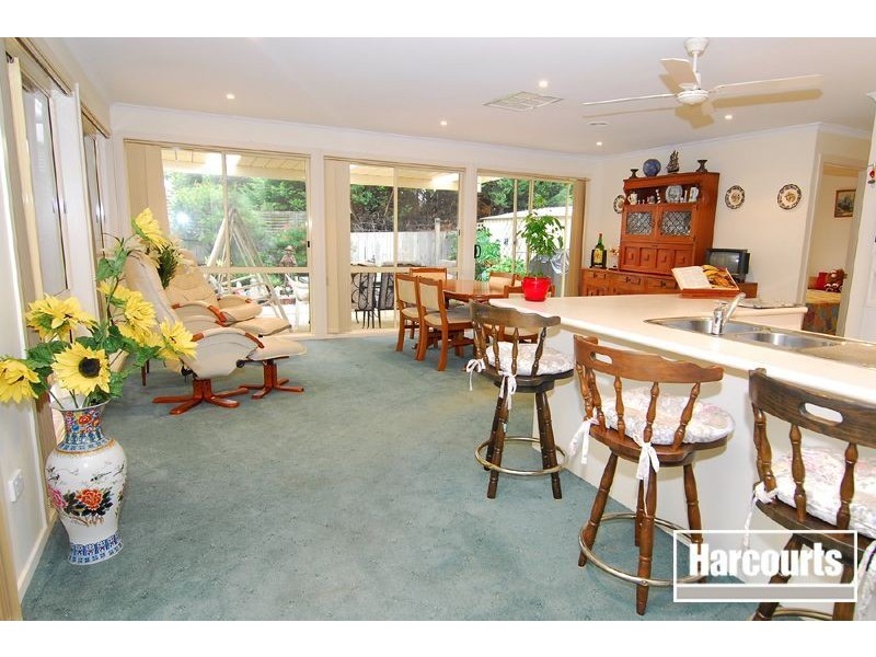 37 Blake Street, Berwick VIC 3806