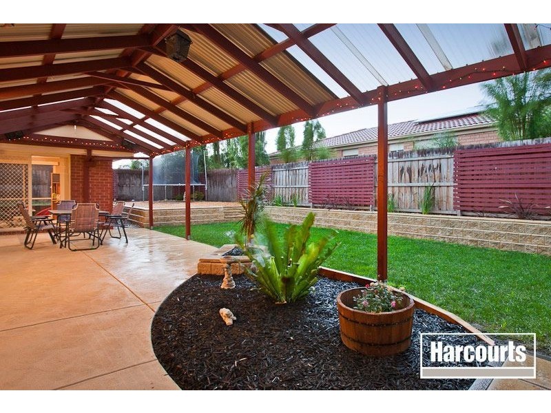 73 Robinswood  Parade, Narre Warren South VIC 3805