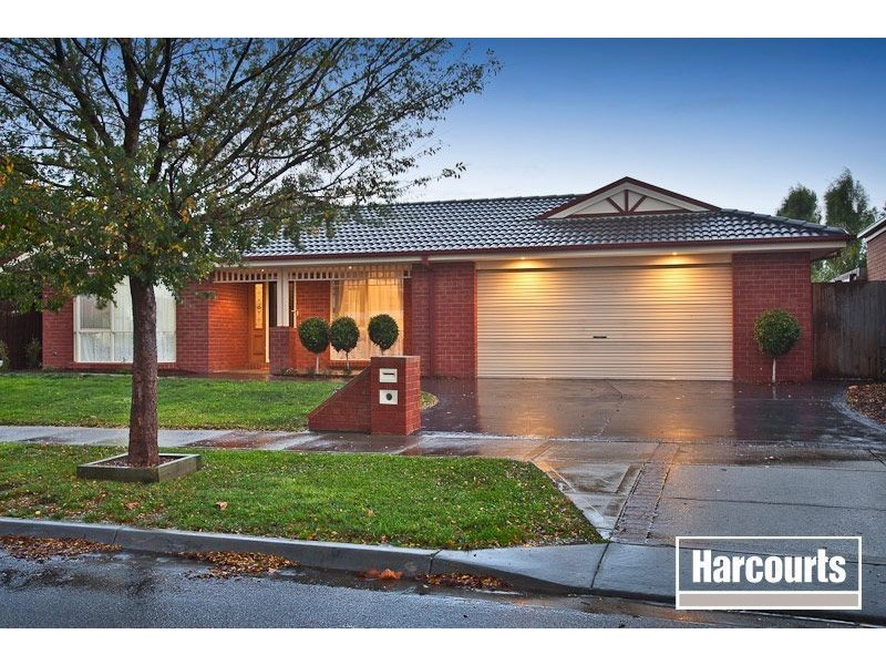 73 Robinswood  Parade, Narre Warren South VIC 3805