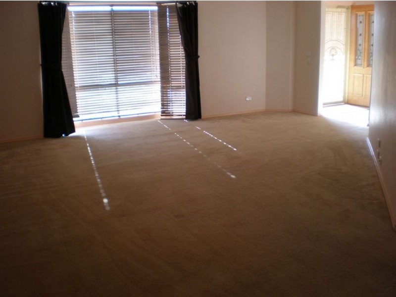 64 Tangerine Drive, Narre Warren South VIC 3805