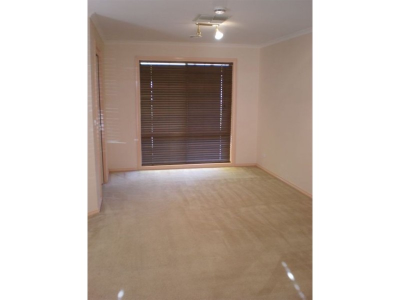 64 Tangerine Drive, Narre Warren South VIC 3805