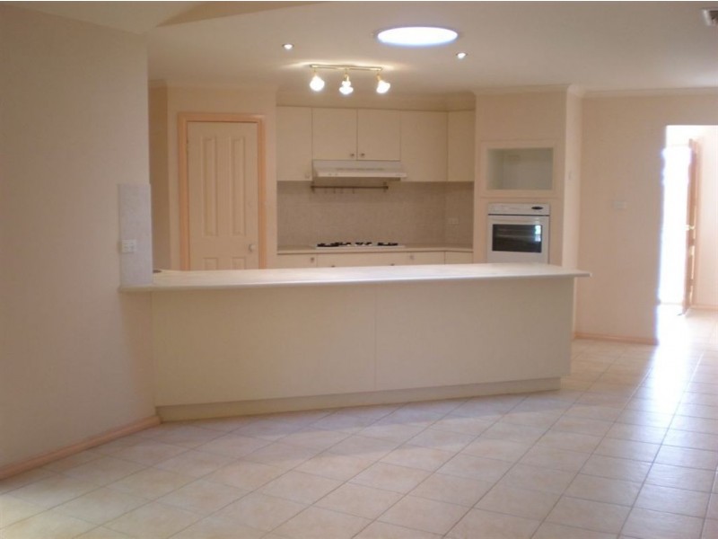 64 Tangerine Drive, Narre Warren South VIC 3805