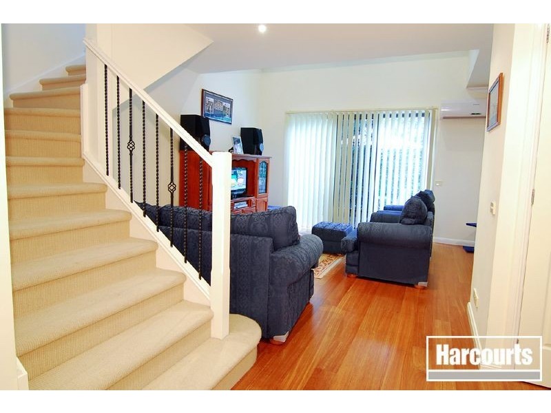 13/18-26 Marlesford Crescent, Berwick VIC 3806