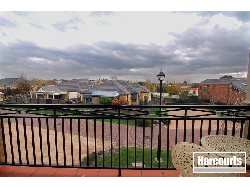 13/18-26 Marlesford Crescent, Berwick VIC 3806