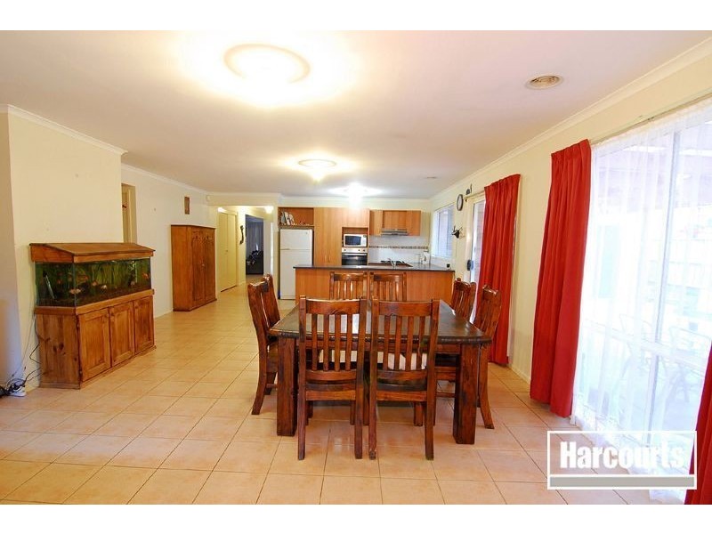 25 Fleet Street, Narre Warren South VIC 3805