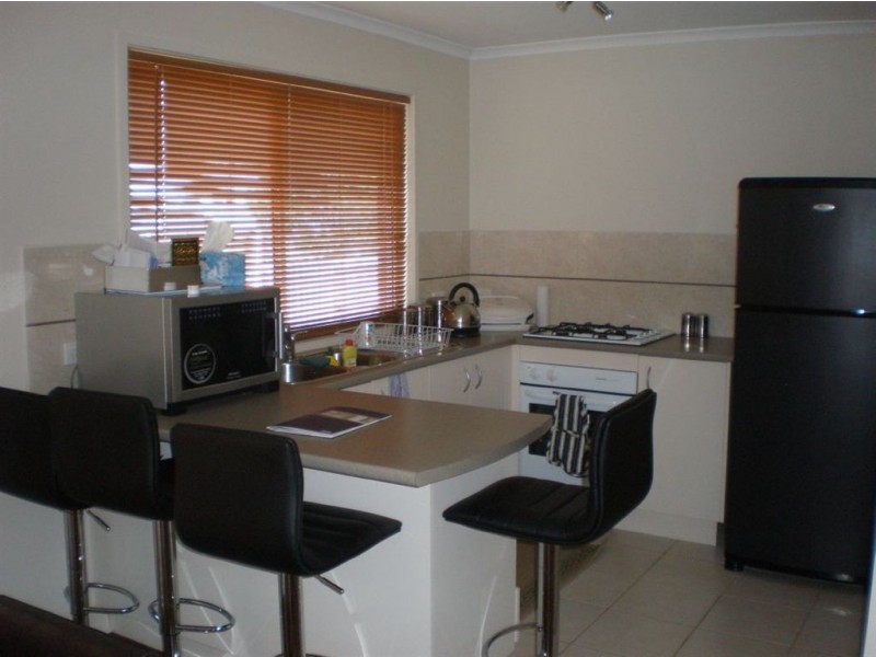 24 Abercairn Drive, Narre Warren South VIC 3805