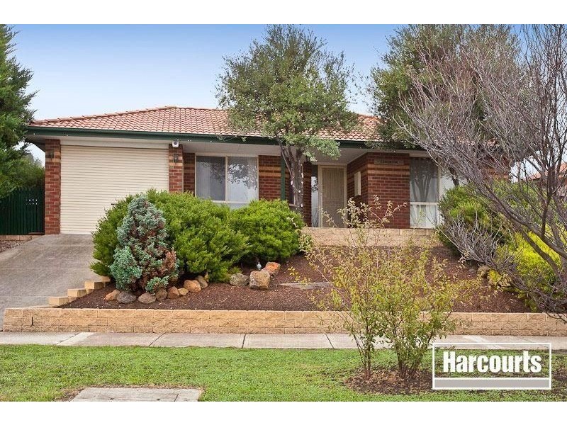 71 Bemersyde Drive, Berwick VIC 3806