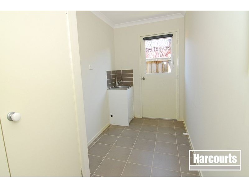 130 Rosebank Drive, Cranbourne North VIC 3977